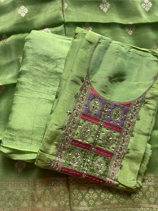 VT-240 Shimmer silk