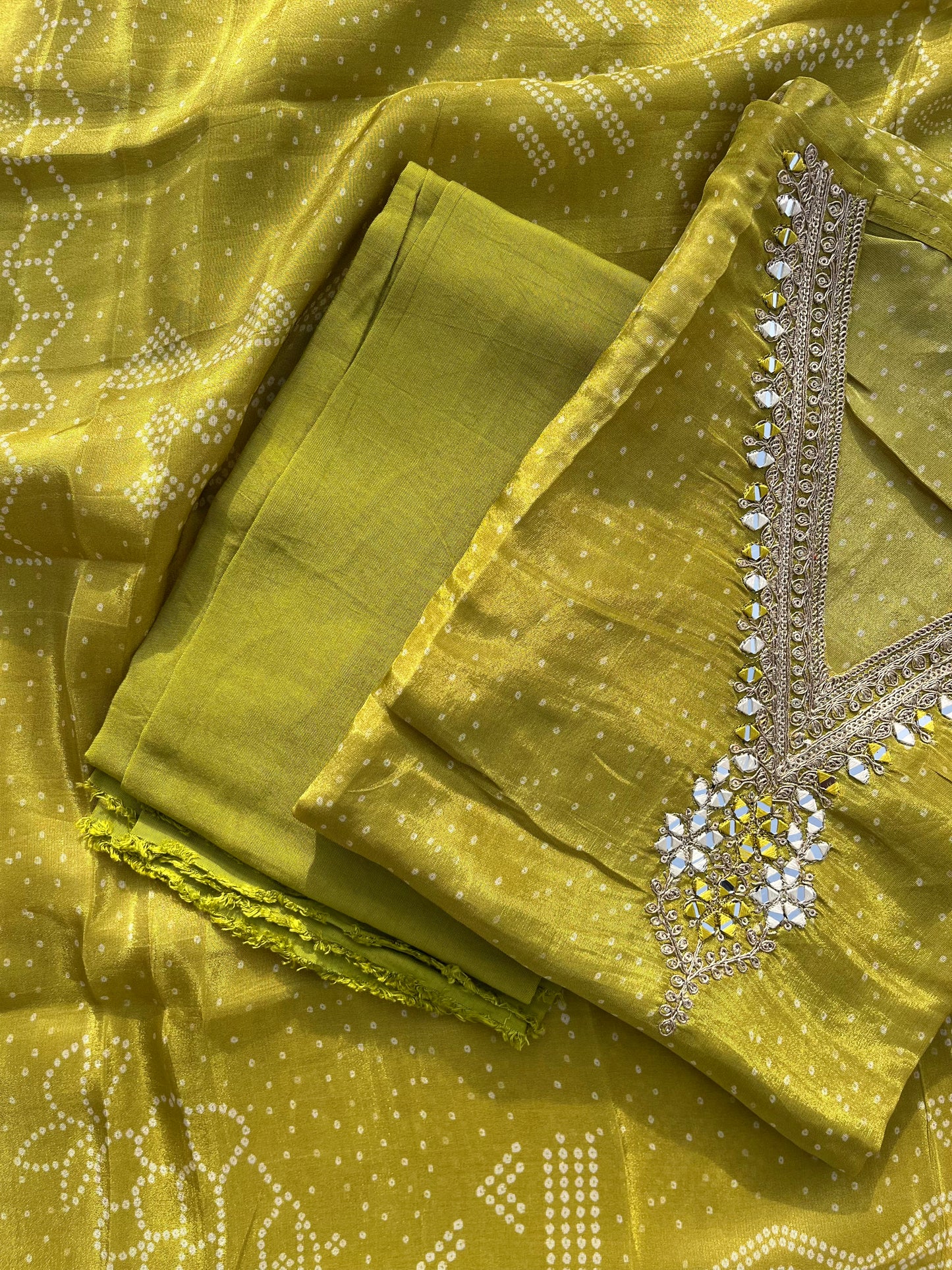 Russian Silk Unstitched set💕