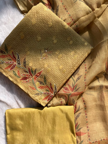 VT-305 Banarasi checks