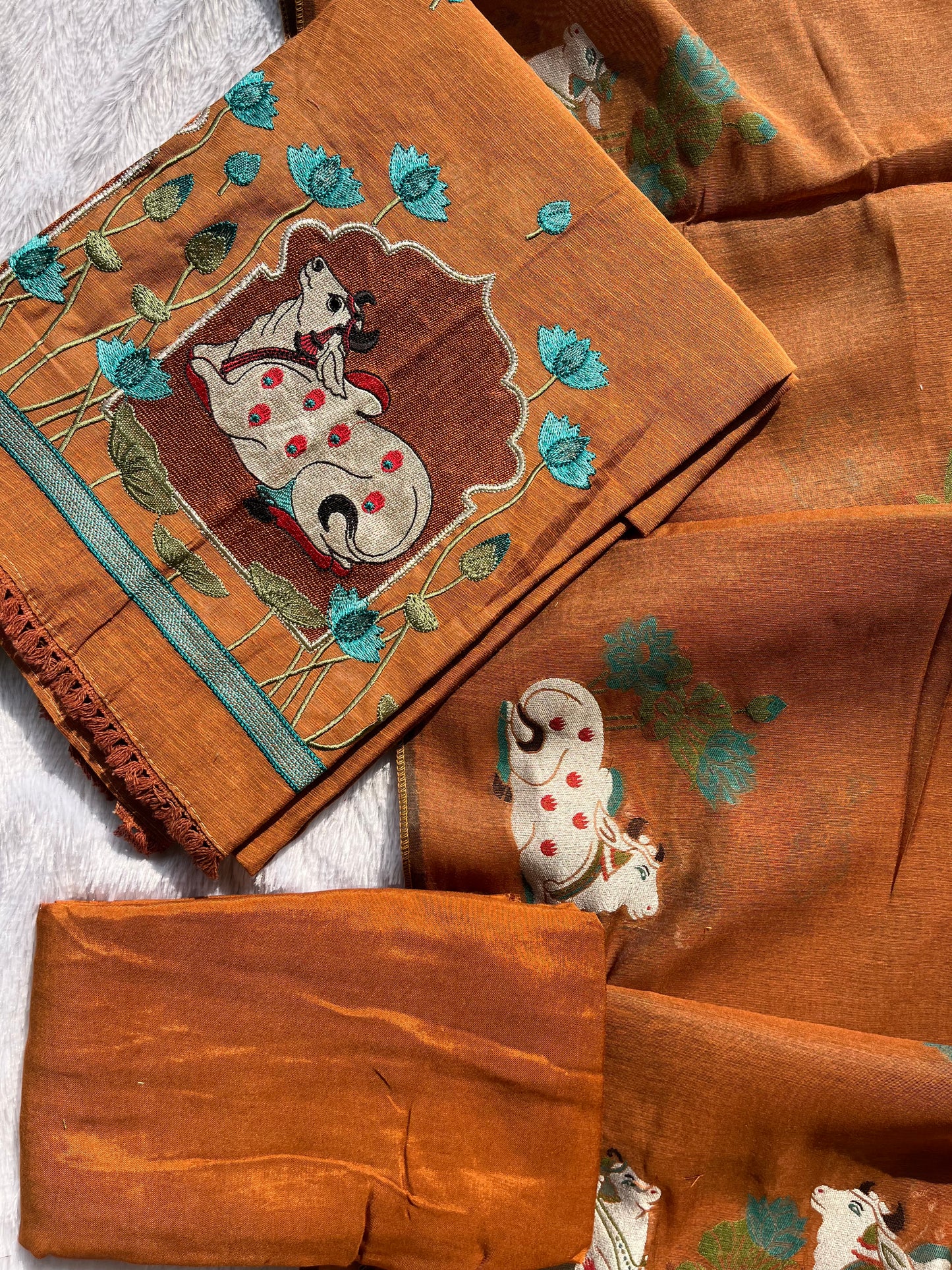 VT-309 Jamdhani Unstitched set
