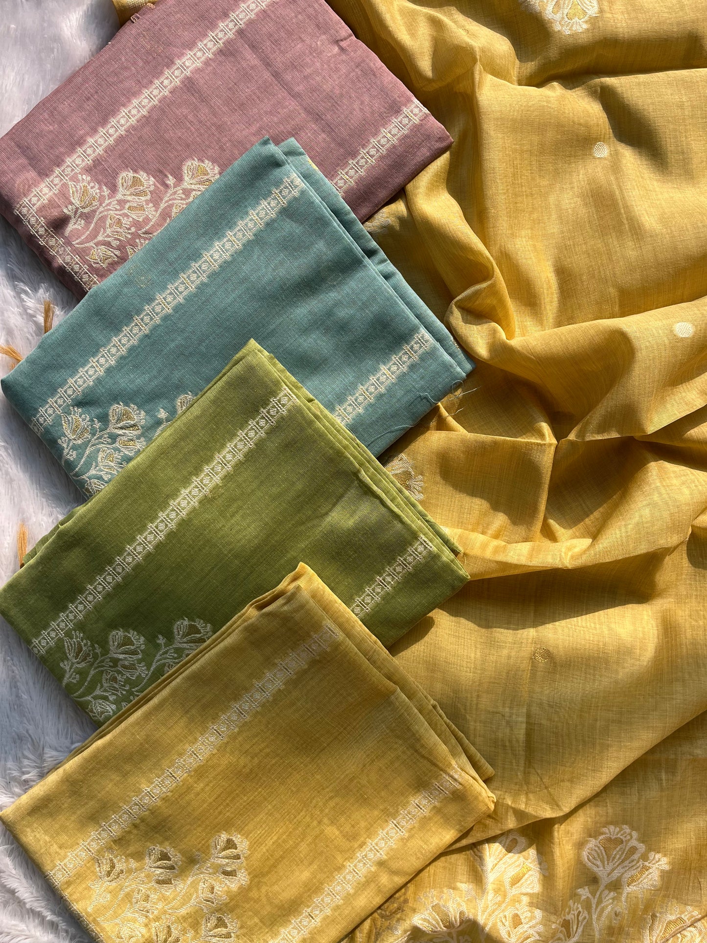 VT-315 Linen Jamdhani Sets