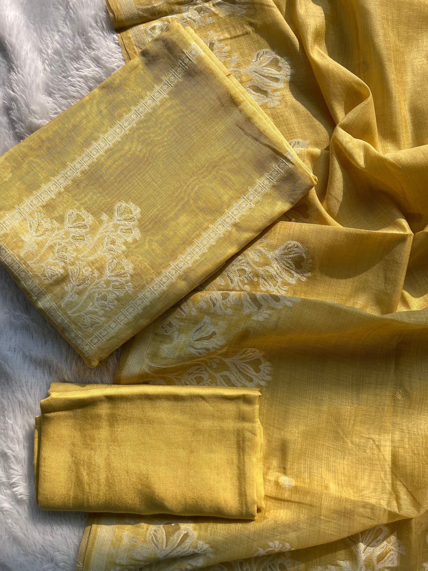 VT-315 Linen Jamdhani Sets