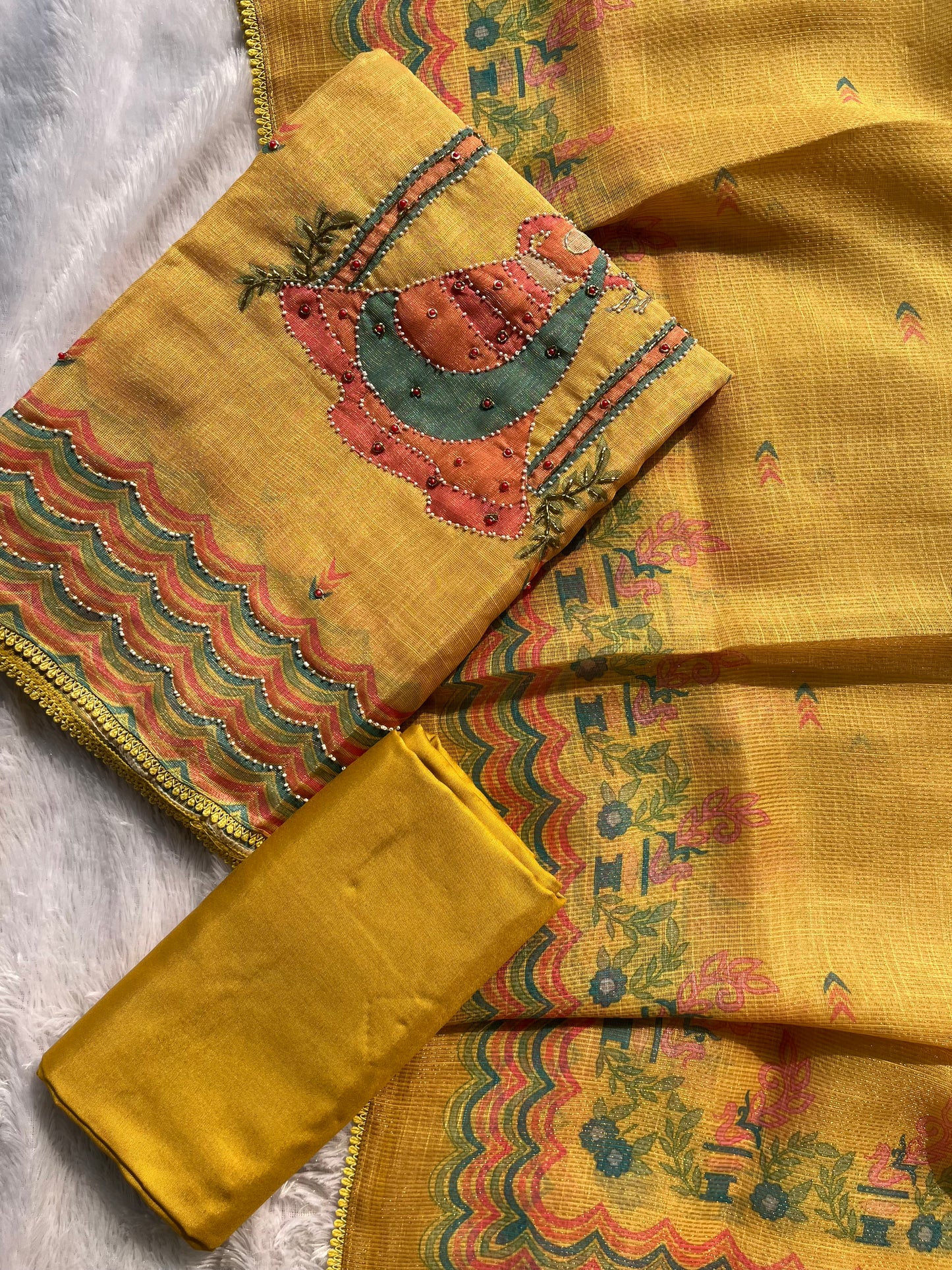 VT-320 Kota Silk