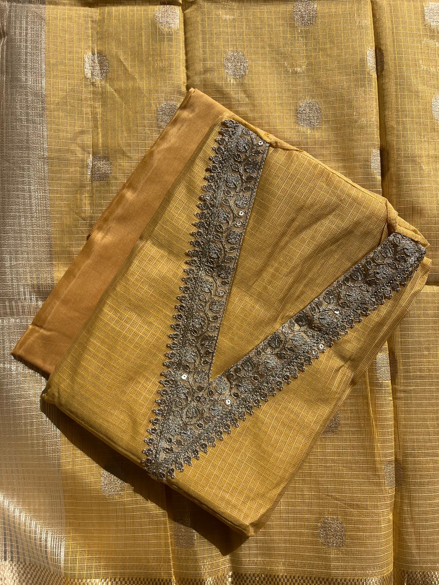 VT-262 Banarasi Kota Checks