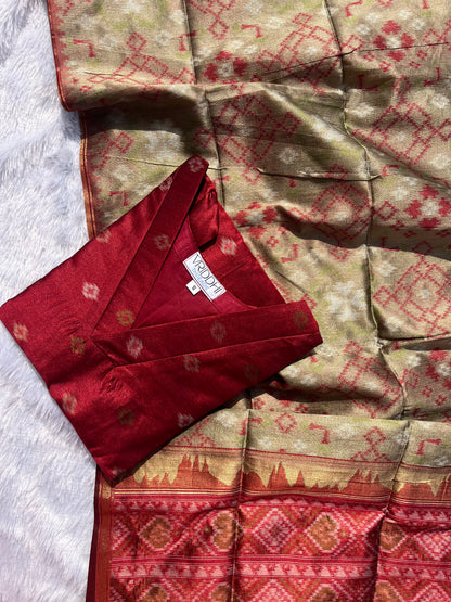 Vyana Maroon
