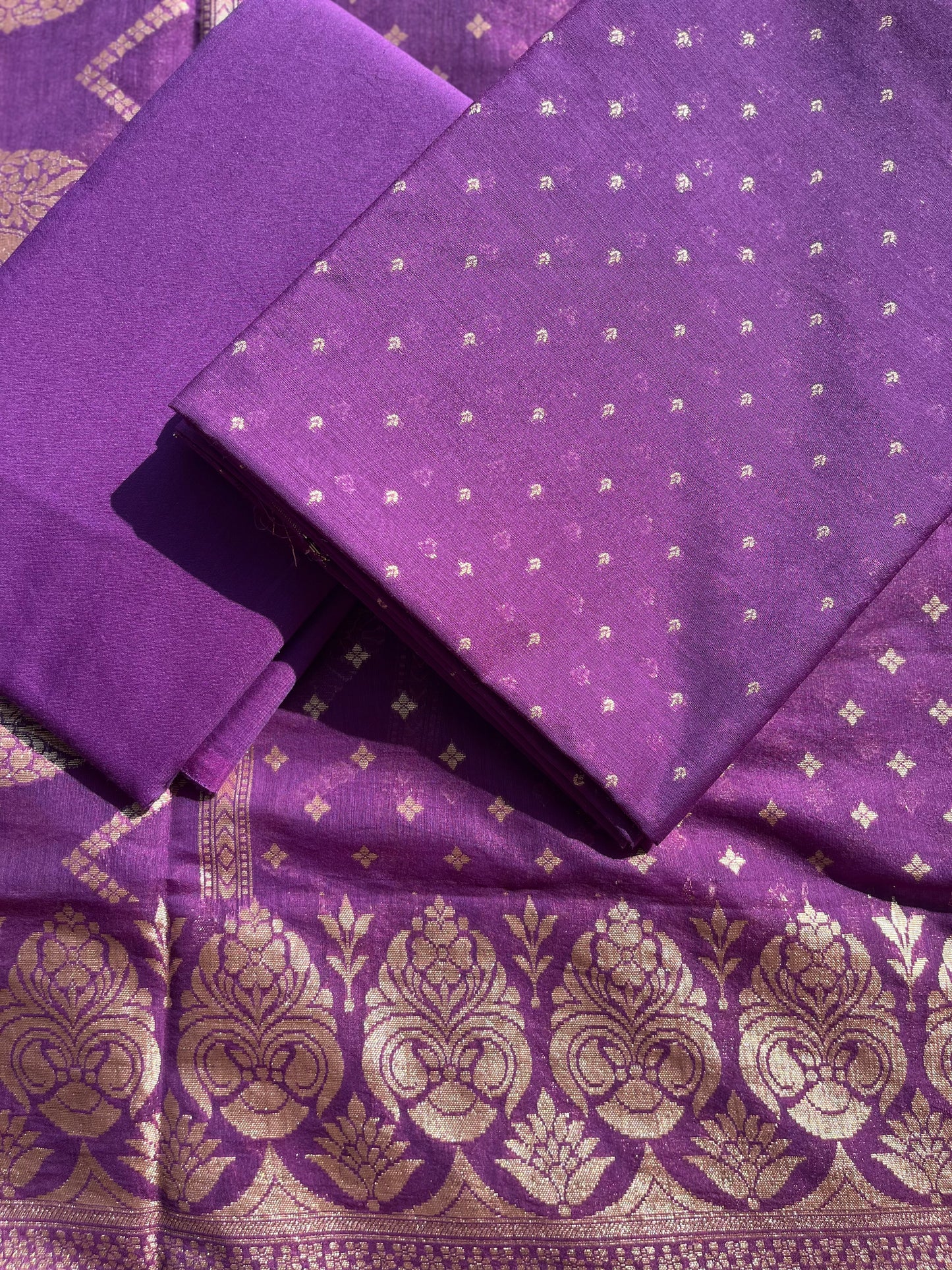 VT-282 Puprle Chanderi set