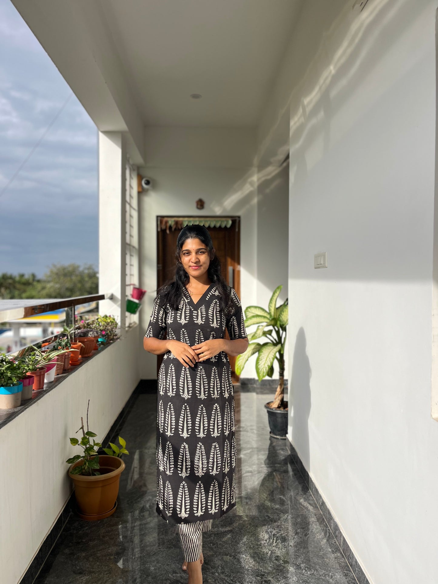 Sindhura Black - The hand-block edition